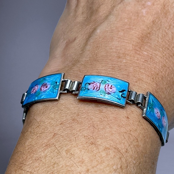 🌺Vintage Sterling Guilloche Enamel Bracelet - Picture 2 of 16